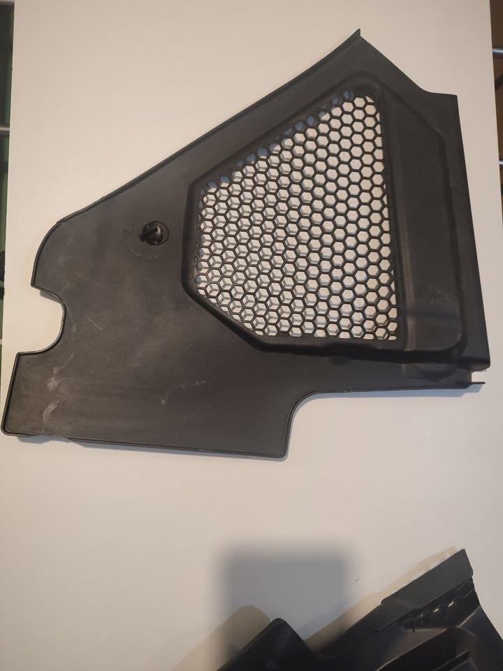 BMW 3 Series G20 G21 Engine Bay Trim, windshield cowl, out
